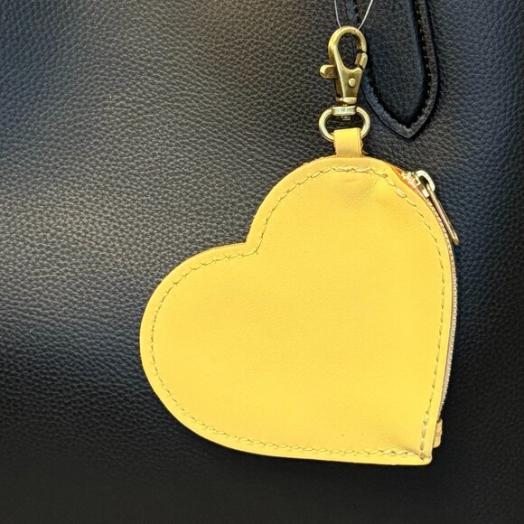 Portland Leather, Heart Pouch Keychain, Vanilla, NWOT - Picture 1 of 3